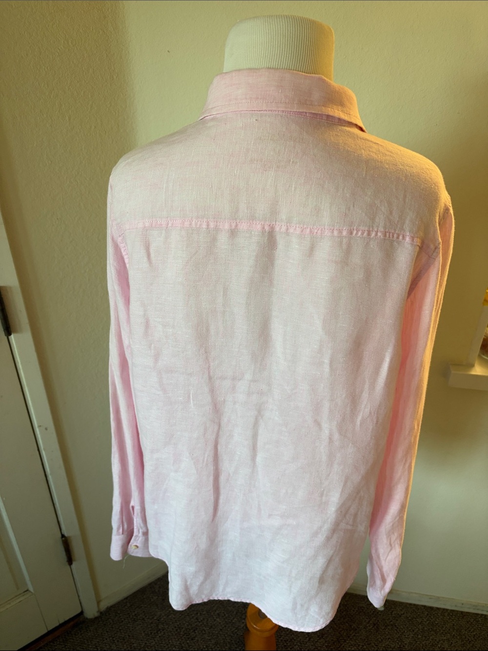 Lilly Pulitzer Light Pink Linen Button-Up Shirt - Picture 2 of 4